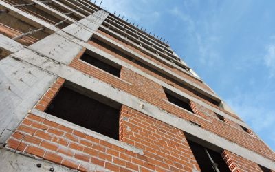 Trabalhador morre após despencar de prédio em construção em Cascavel (14/07/2022)